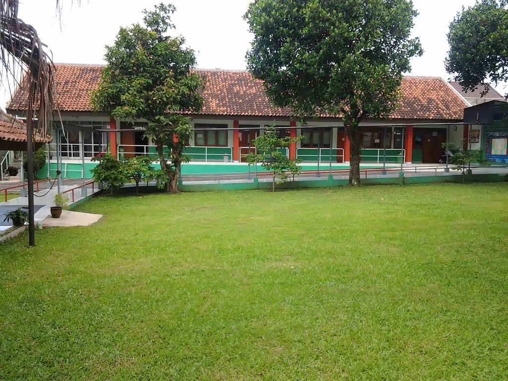 Sekolah YPAC Jl. Mustang 46. (15).